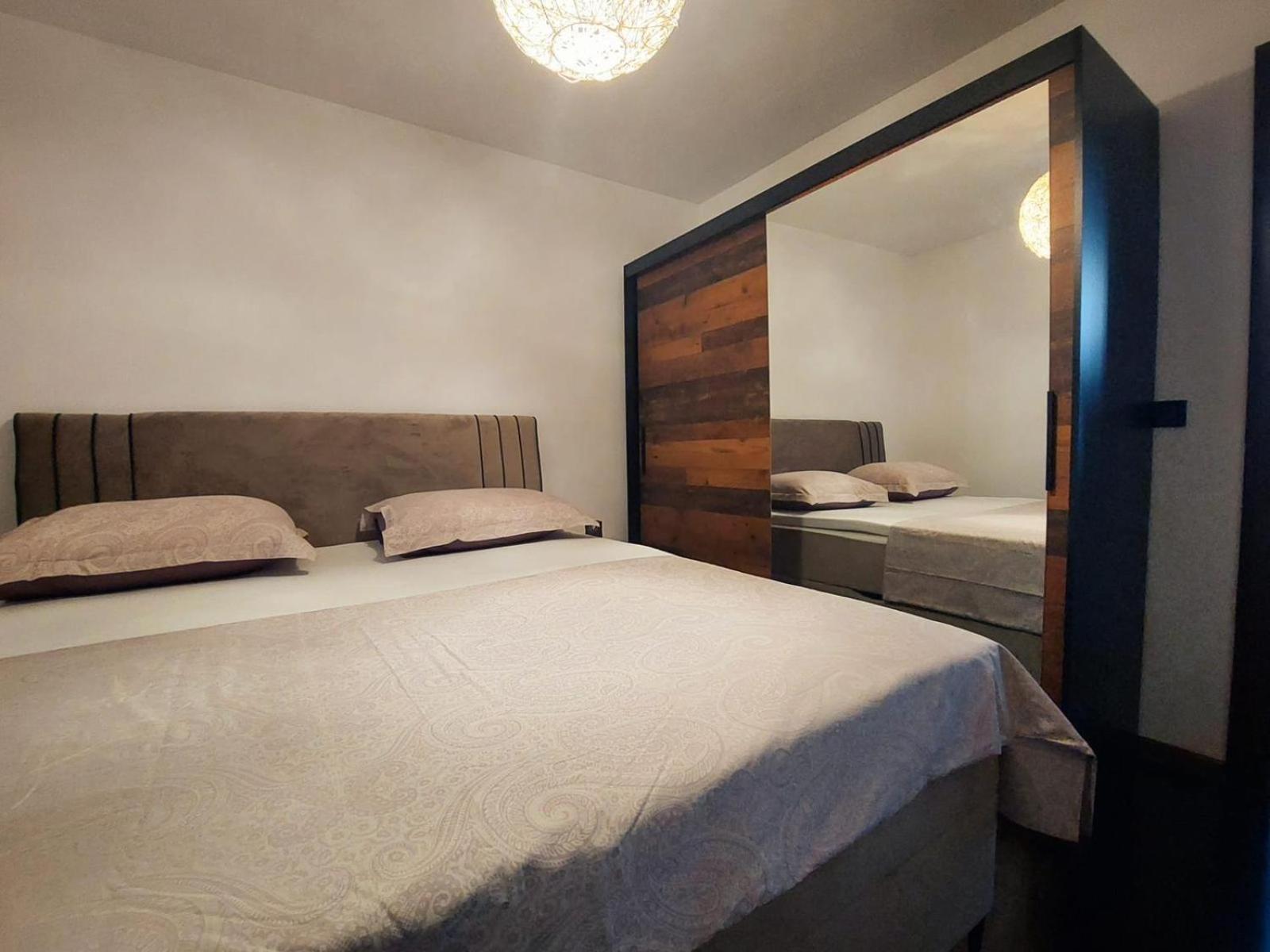 Apartments Onyx Sisak Ngoại thất bức ảnh